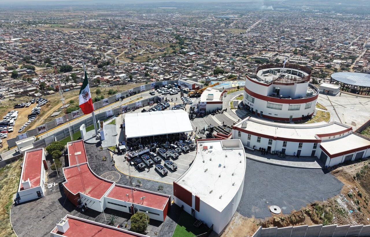 Instalaciones del C5i de Zacatecas vistas desde el aire, sede del foro sobre construcción de paz