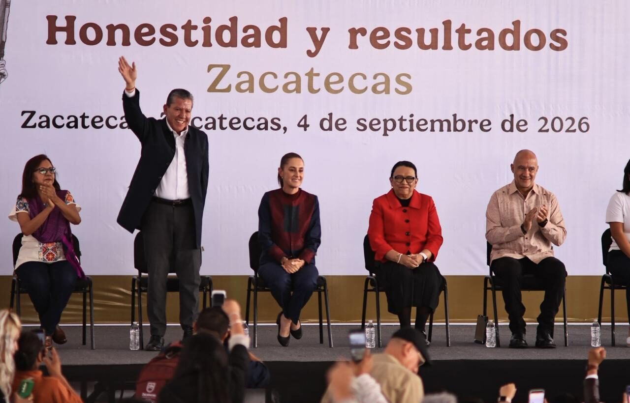 Claudia Sheinbaum y David Monreal durante el Segundo Informe en Zacatecas