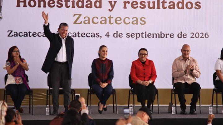 Claudia Sheinbaum y David Monreal durante el Segundo Informe en Zacatecas